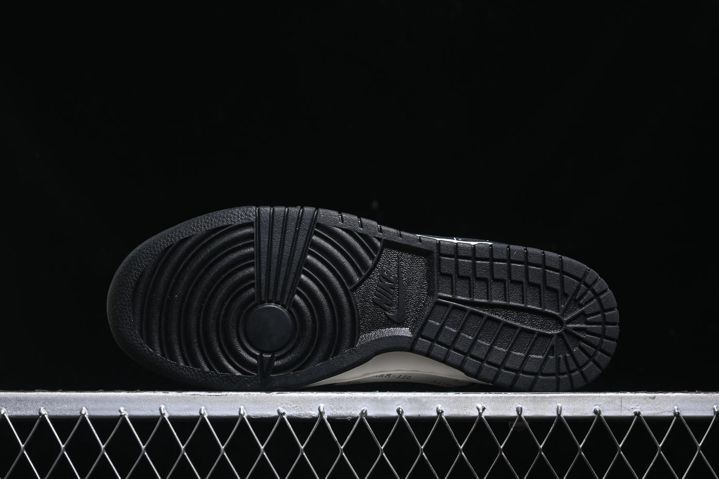 All categories Nk SB Dunk Series Nk SB Dunk Low High-end customized low-top sneakers Nk SB Dunk Low OF joint-Zhuba Danmaku Black Hook Anniversary high-end customized low-top casual sneakers YX5066-211